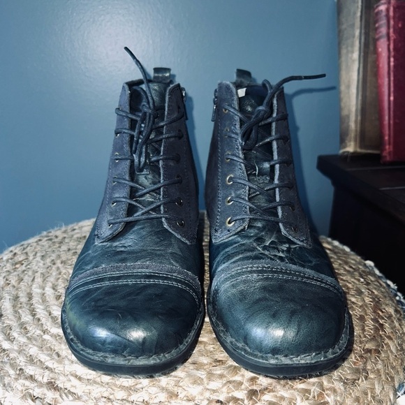 Clarks Whistle Ballad Chukka Boot - Picture 4 of 8